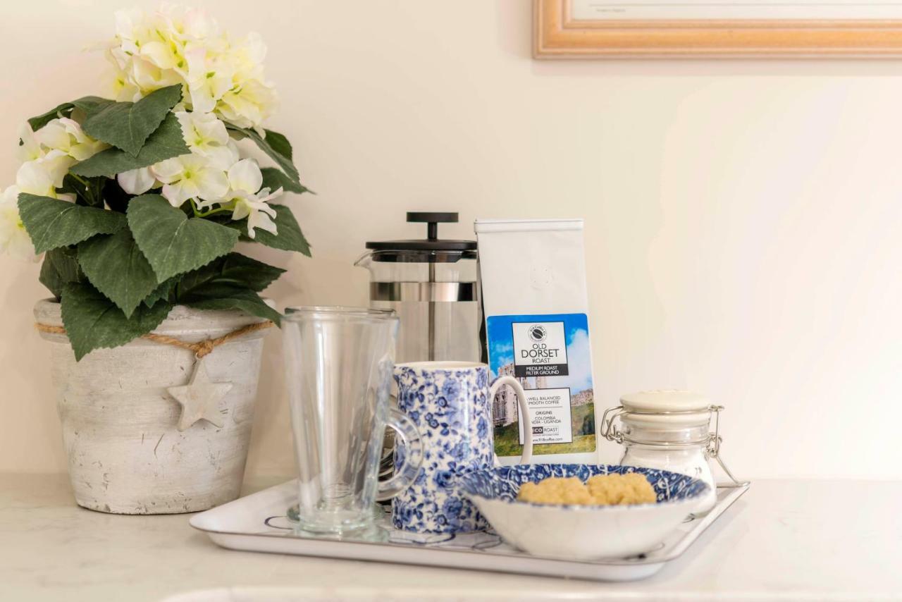 No.4 Ludbourne Hall Apartment Sherborne (Dorset)